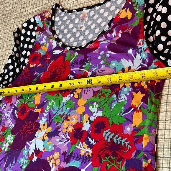 LuLaRoe Floral w/Polka Dot Sleeves - Purple Multi *Coupon - Picture 10 of 11